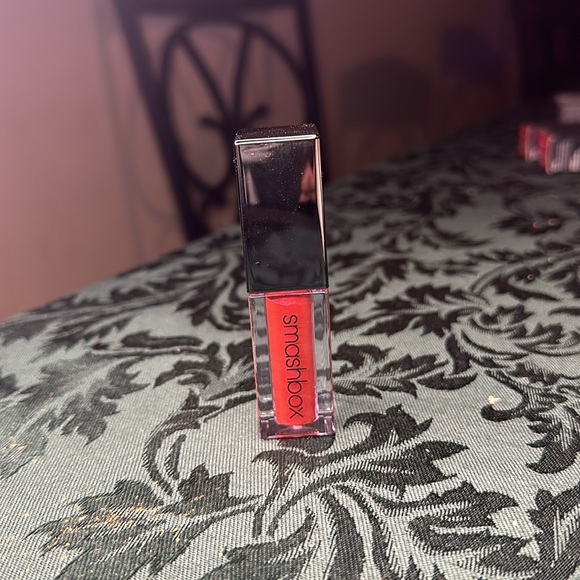 Smashbox Matte Lipstick - Picture 3 of 6